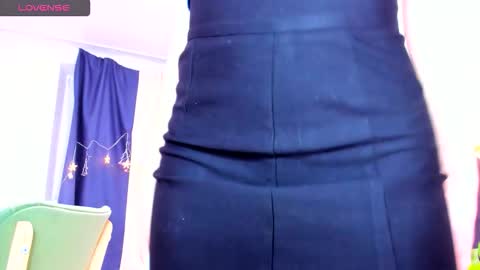 Snapshot of mary_marlow chatting on 02.19.26 Mary online show from 02.19.26