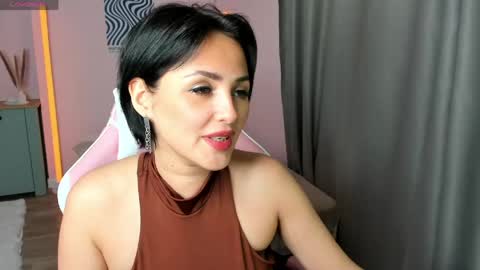 Mary online show from 04.30.26
