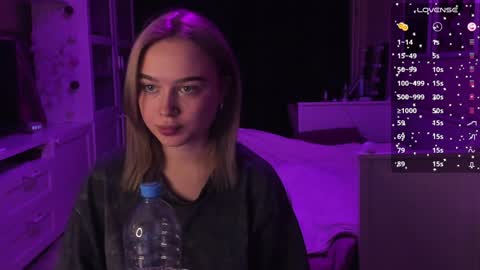 Snapshot of mary_romance chatting on 01.22.25 Mary online show from 01.22.25