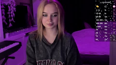 Snapshot of mary_romance chatting on 01.31.25 Mary online show from 01.31.25