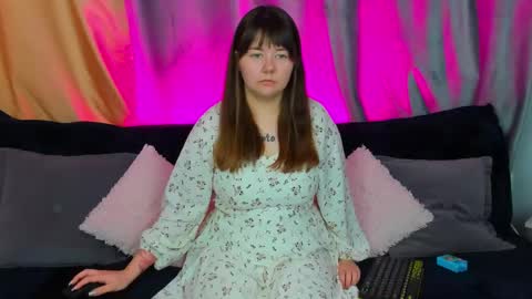 mary_stevenss online show from 12.18.24