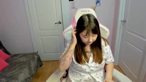 mary_stevenss online show from 12.22.24