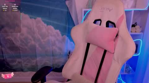 Snapshot of mary_u chatting on 11.09.25 Ur Mary online show from 11.09.25