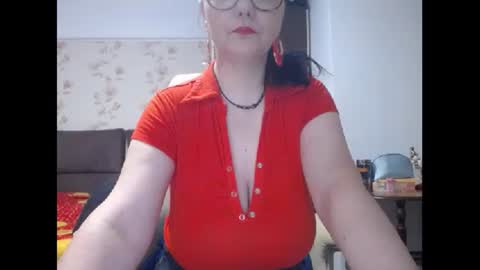 Mary online show from 02.04.25