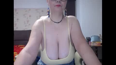 Mary online show from 02.05.25