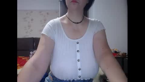 Mary online show from 10.27.25