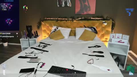 Mary GTM3Mon Wed Thu Sat Sun 0400 am-1030pm online show from 01.11.25