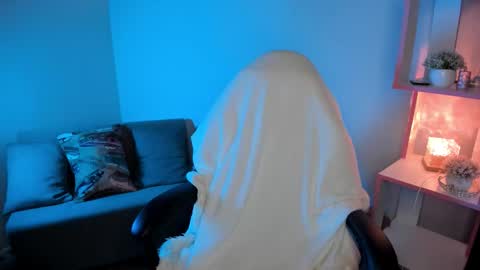 Snapshot of mary_xextra chatting on 09.26.25 Mary GTM3Mon Wed Thu Sat Sun 0400 am-1030pm online show from 09.26.25