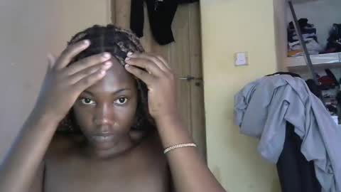 Snapshot of marygaire72 chatting on 12.15.25 Mary online show from 12.15.25