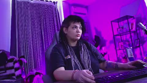 Mary online show from 06.25.26