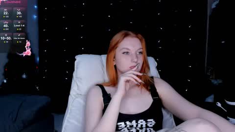 Snapshot of marymelanie chatting on 01.14.25 Mary online show from 01.14.25