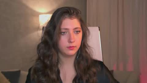 Mary Miller online show from 09.10.25