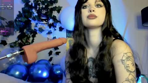 Snapshot of marynixoxo chatting on 02.21.25 Mary x online show from 02.21.25