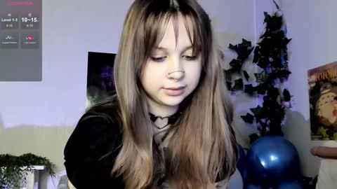 Snapshot of marynixoxo chatting on 03.01.25 Mary x online show from 03.01.25