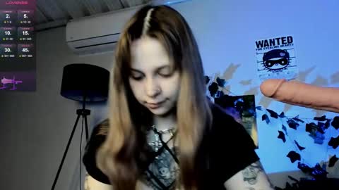 Snapshot of marynixoxo chatting on 03.04.25 Mary x online show from 03.04.25