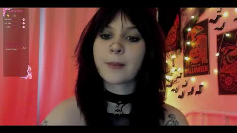 Snapshot of marynixoxo chatting on 10.29.25 Mary x online show from 10.29.25