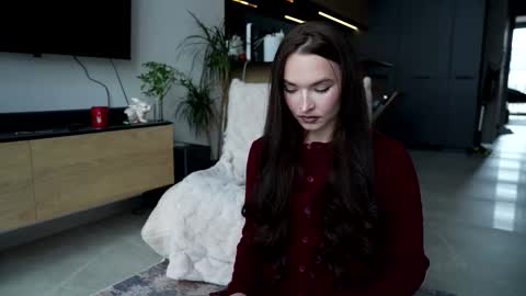 Snapshot of marypsiss chatting on 12.01.25 Marina online show from 12.01.25