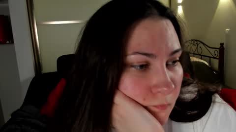 Snapshot of maryswon chatting on 03.03.25 Mary online show from 03.03.25