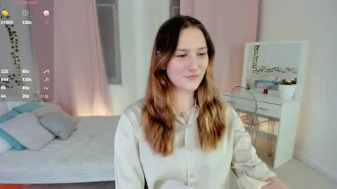 Snapshot of marywaddell chatting on 02.23.25 Mary online show from 02.23.25