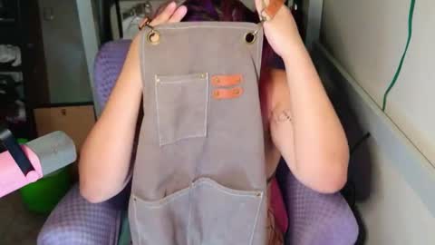 Snapshot of marziparaiso chatting on 10.11.25 Marzi online show from 10.11.25