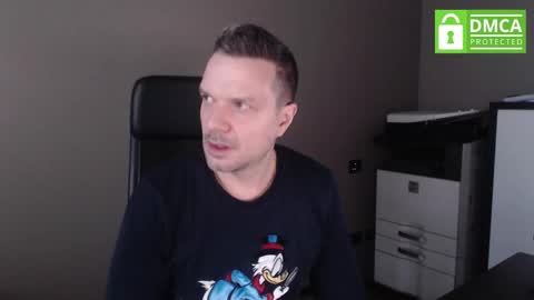 Snapshot of maschiodavide89 chatting on 02.24.25 David online show from 02.24.25