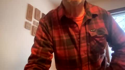 Snapshot of mascjo chatting on 02.17.25 mascjo online show from 02.17.25