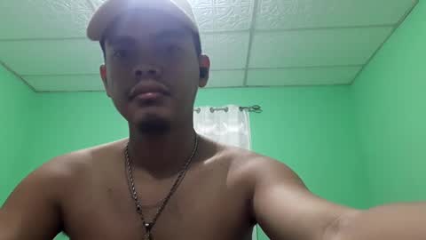 Snapshot of maserati120 chatting on 02.16.25 Max online show from 02.16.25