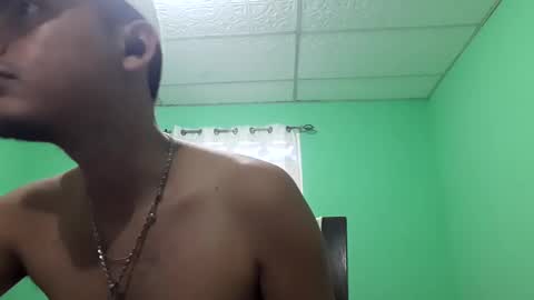 Snapshot of maserati120 chatting on 02.23.25 Max online show from 02.23.25