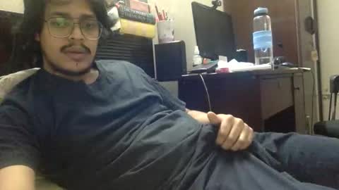 Snapshot of mashup2 chatting on 12.04.25 mashup2 online show from 12.04.25