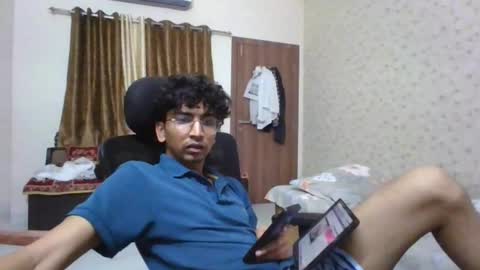 Mask Boy online show from 10.17.25