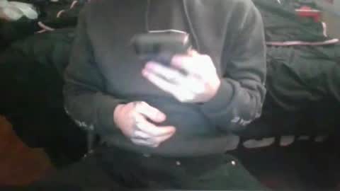 Snapshot of maskeddude69 chatting on 12.15.25 maskeddude69 online show from 12.15.25