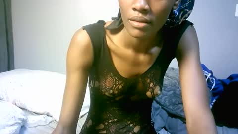 maskgang001 online show from 10.01.25