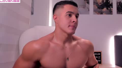 Snapshot of mason_bennet chatting on 03.09.25 Mason Bennet online show from 03.09.25