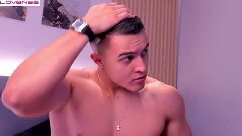 Snapshot of mason_bennet chatting on 10.19.25 Mason Bennet online show from 10.19.25