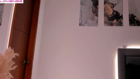 Snapshot of mason_bennet chatting on 12.14.25 Mason Bennet online show from 12.14.25