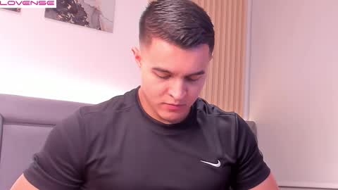 Snapshot of mason_bennet chatting on 01.06.26 Mason Bennet online show from 01.06.26