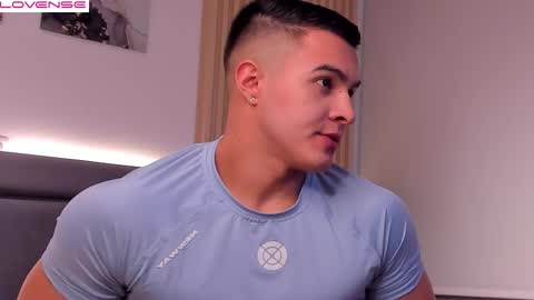 Snapshot of mason_bennet chatting on 01.10.26 Mason Bennet online show from 01.10.26