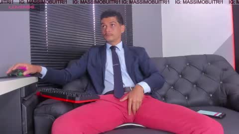 I am Massimo online show from 04.30.26