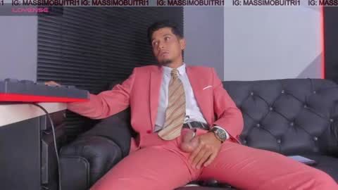 I am Massimo online show from 06.07.26