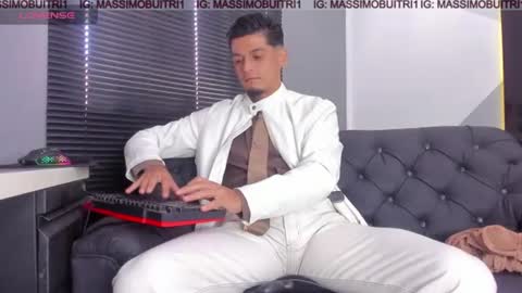 I am Massimo online show from 06.11.26
