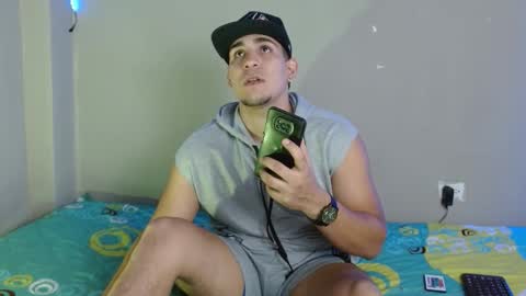 Snapshot of massimo_vidal chatting on 10.28.25 massimo_vidal online show from 10.28.25