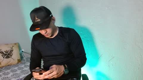 Snapshot of massimo_vidal chatting on 11.11.25 massimo_vidal online show from 11.11.25