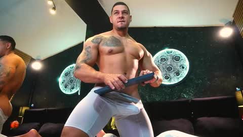 massimowalton2 online show from 12.04.25