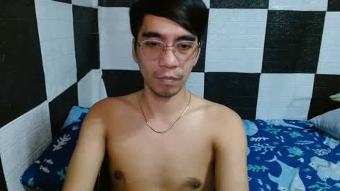 Snapshot of massive_boner02 chatting on 01.13.25 massive_boner02 online show from 01.13.25