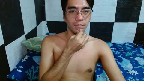 Snapshot of massive_boner02 chatting on 01.16.25 massive_boner02 online show from 01.16.25