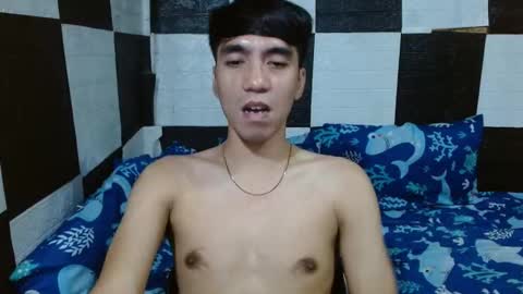 Snapshot of massive_boner02 chatting on 11.13.25 massive_boner02 online show from 11.13.25