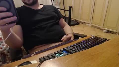 Snapshot of massu1994 chatting on 11.17.25 Massu94 online show from 11.17.25