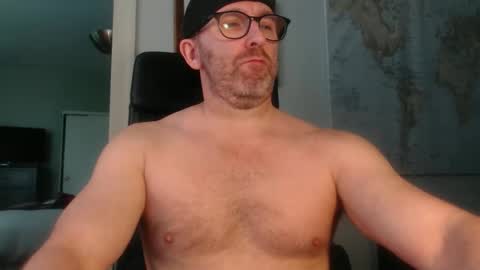 master8daddy69 online show from 11.21.25