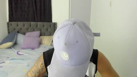 master_boy28 online show from 10.11.25