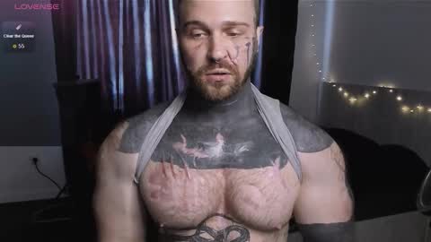 Snapshot of master_oil chatting on 01.14.26 Huge Alex online show from 01.14.26